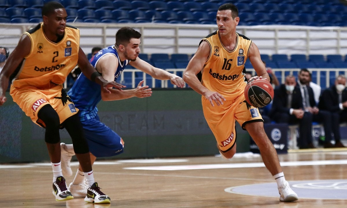 Basket League: Ντέρμπι τετράδας στο Περιστέρι – Για το 3/3 το Μεσολόγγι