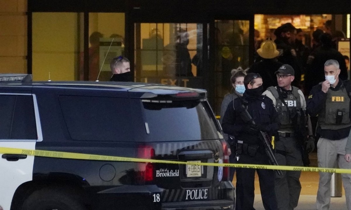 ΗΠΑ: Τραυματίες από πυροβολισμούς σε εμπορικό κέντρο στο Μιλγουόκι