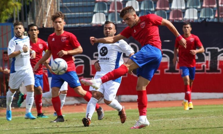 Ρακίπ Μπρέγκου: Ο λόγος που αξίζει κάθε βόλτα στην Πλατεία