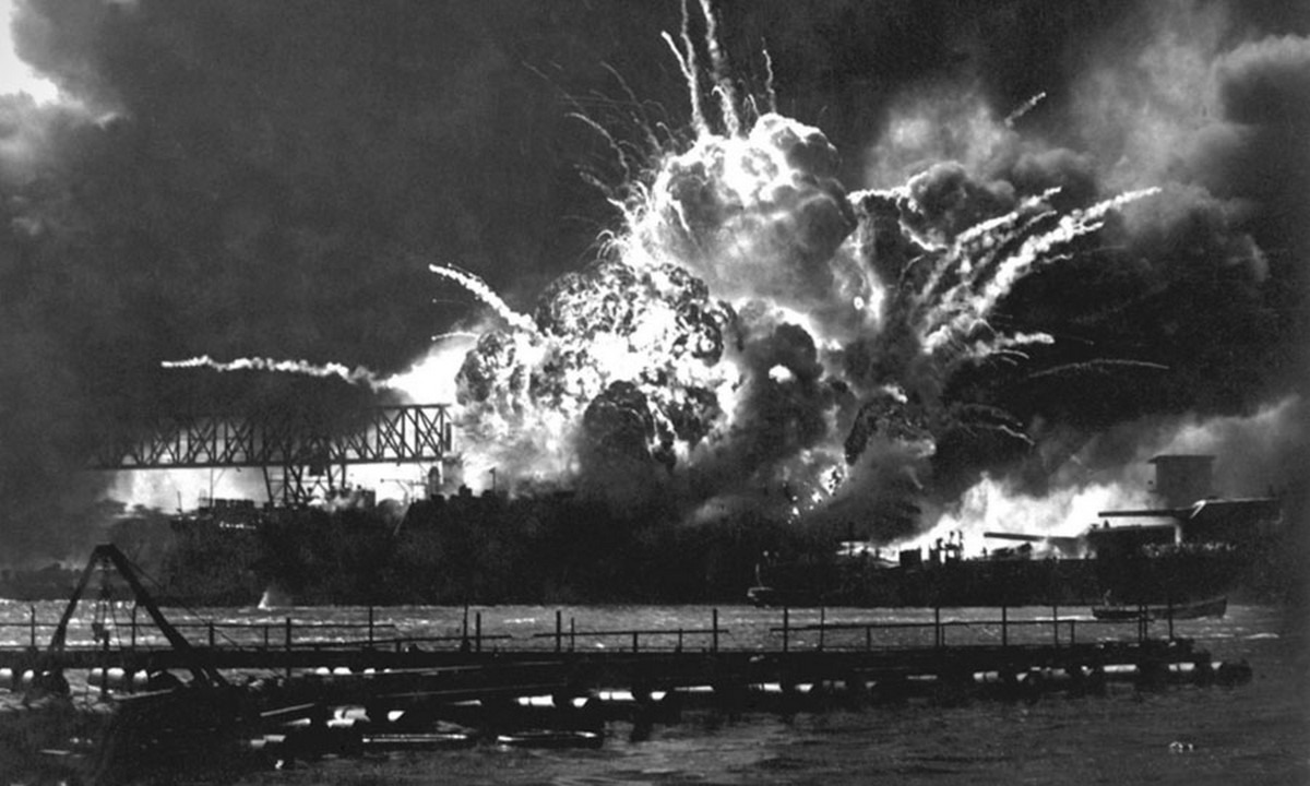 7 Δεκεμβρίου: Ο βομβαρδισμός του Περλ Χάρμπορ από τους Ιάπωνες