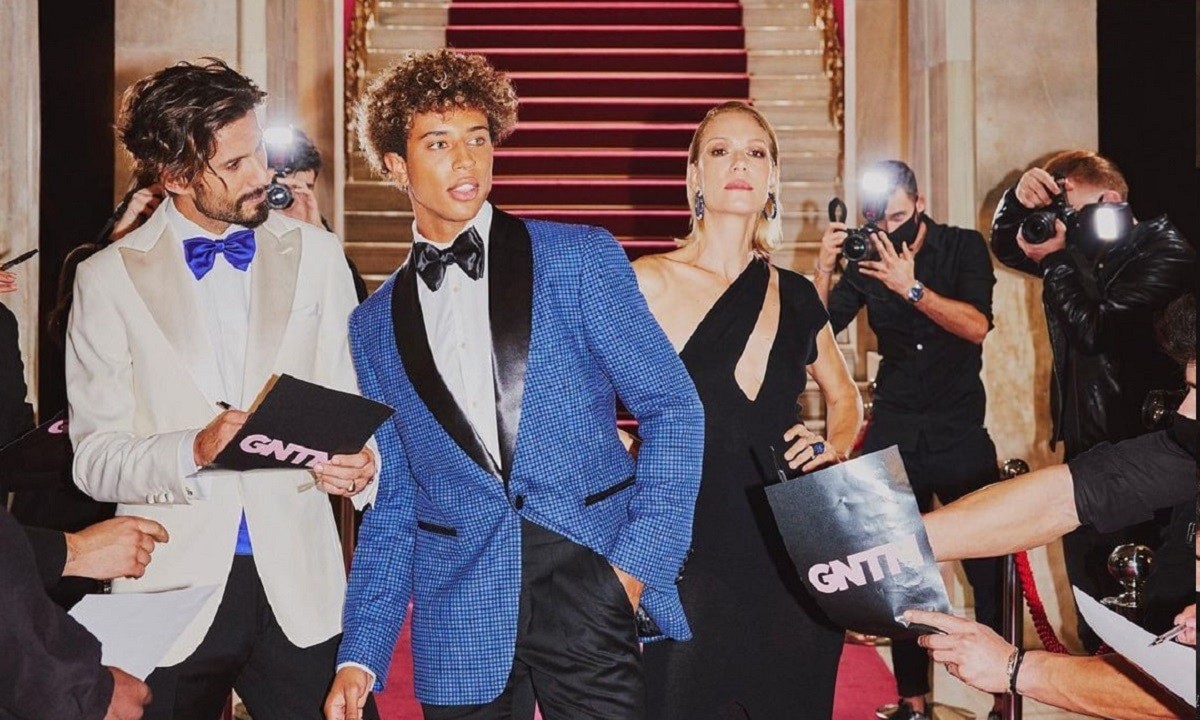 GNTM 3: Ο νικητής Ηρακλής Τσουζίνοβ ανακοίνωσε ότι… χώρισε (vid)