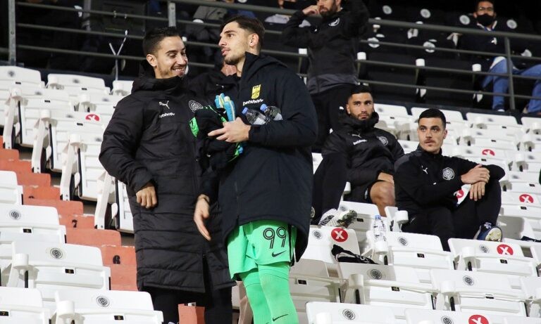 Άρης: Η… παραγγελία του Ναζλίδη στον Σιαμπάνη και η τούρτα-έκπληξη (vid)