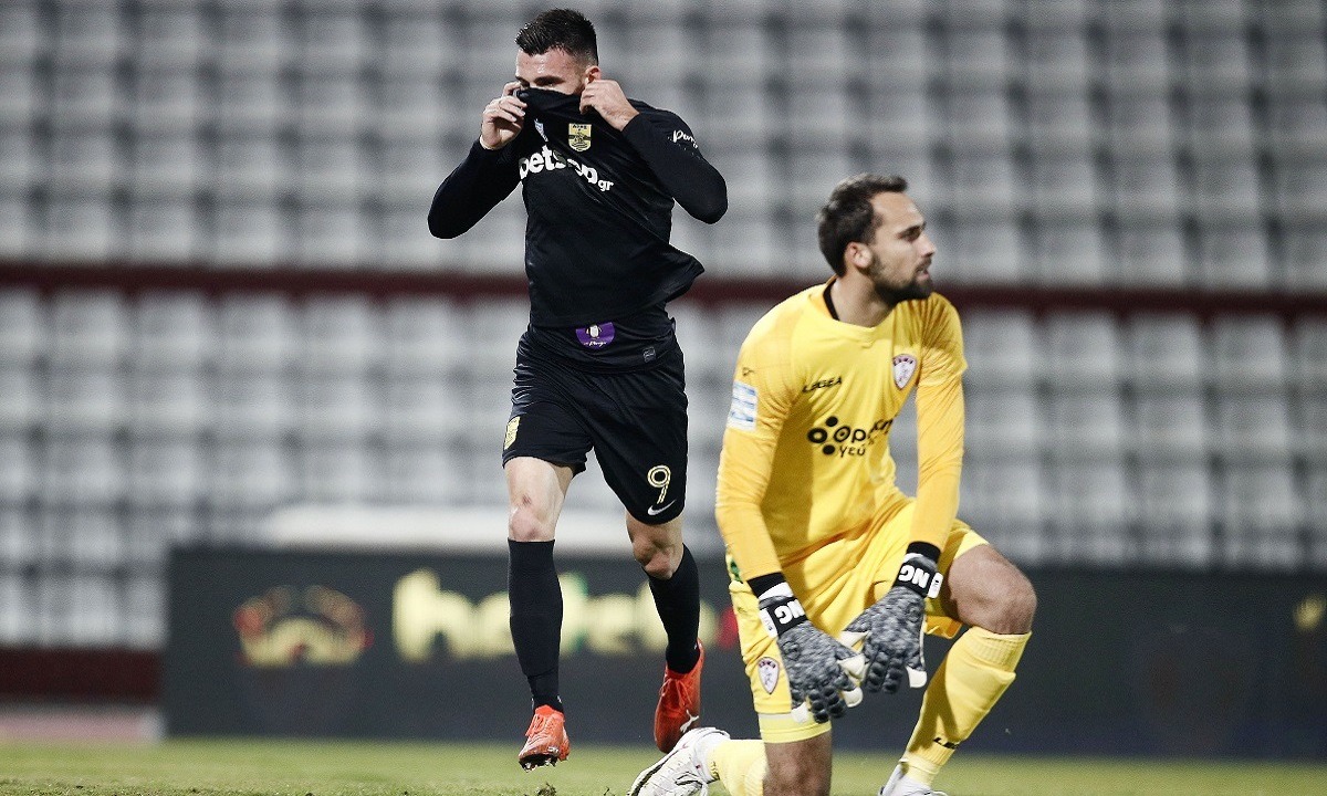 Ξανά στην κορυφή ο Άρης με σούπερ Μάνο και διπλό στην ΑΕΛ 30 χρόνια μετά!