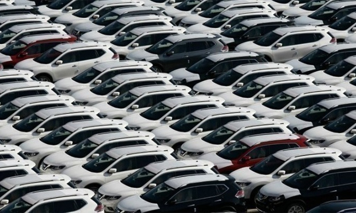 Κορονοϊός: Οι Ευρωπαίοι αγοράζουν παλιά αυτοκίνητα για να αποφύγουν τα ΜΜΜ