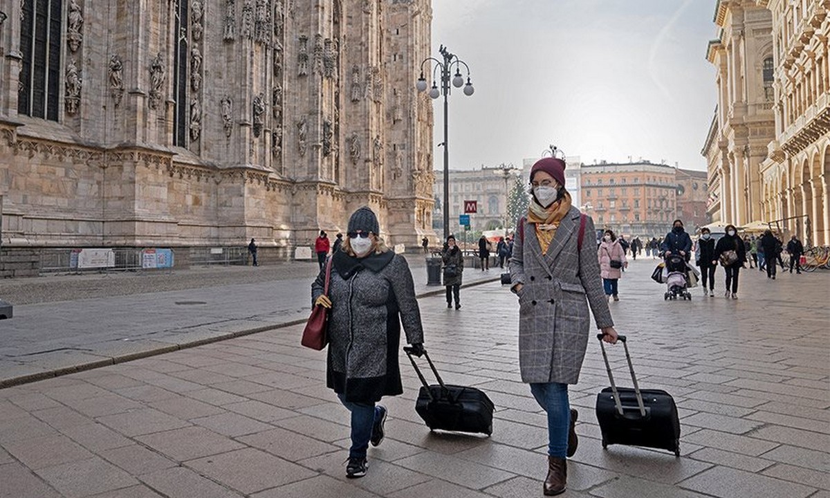 ΣΟΚ από τον ΠΟΥ: «Μην επισκεφθείτε τις οικογένειές σας τα Χριστούγεννα»
