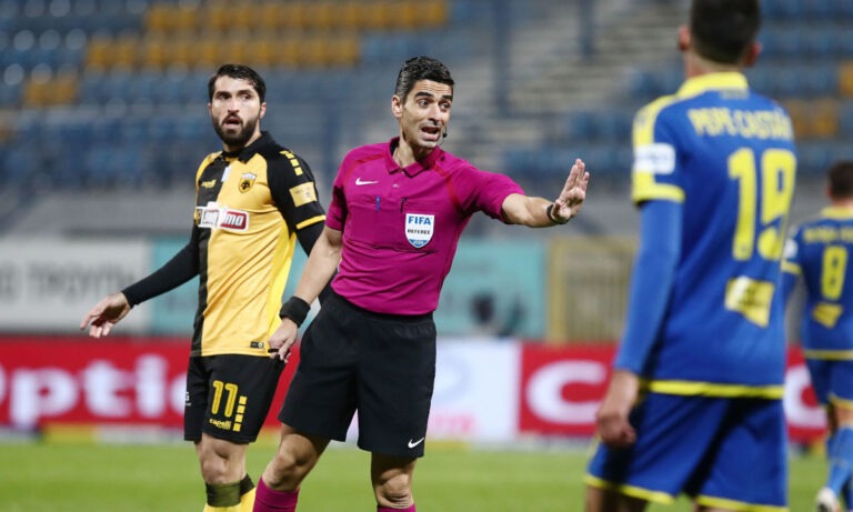 ΑΕΚ: Η διαιτησία την… σημάδεψε