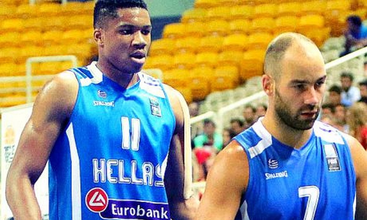 Σπανούλης: «Θα ήθελα να ήμασταν πολλά χρόνια συμπαίκτες με τον Γιάννη» (vids)