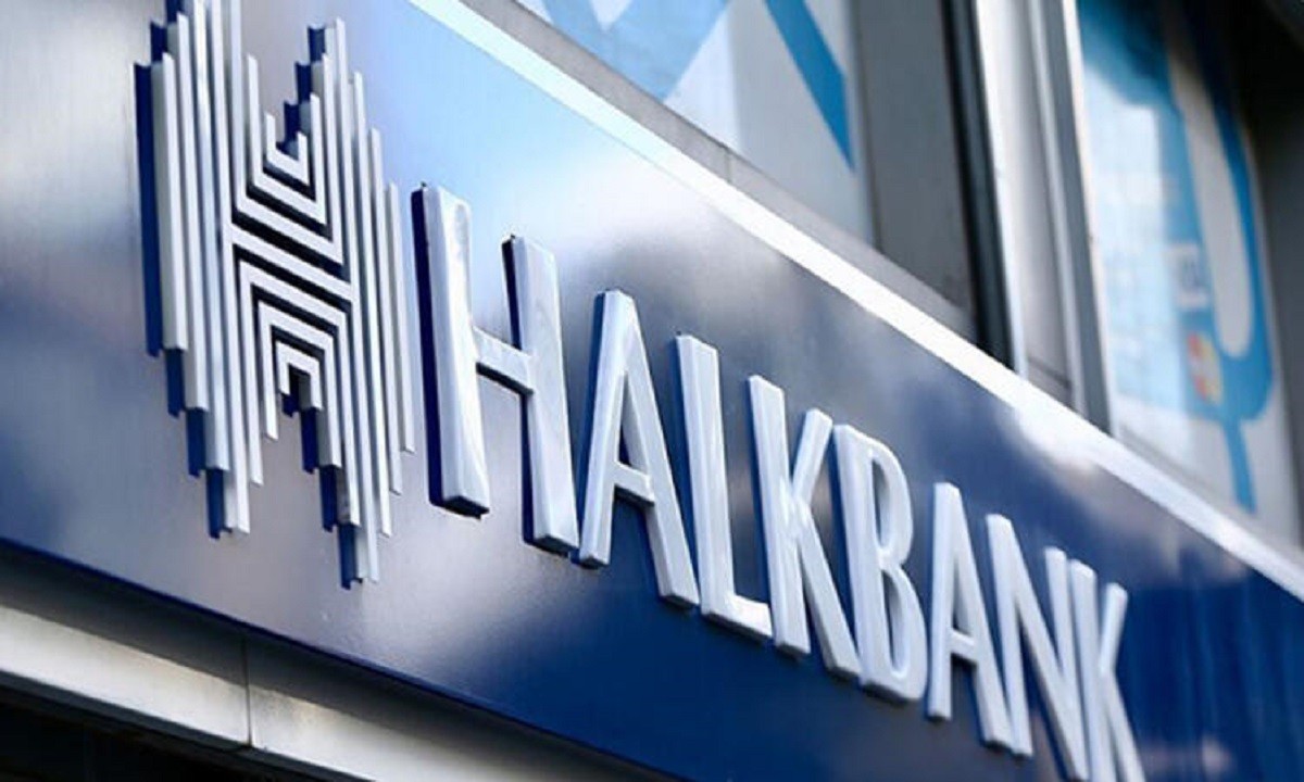 Halkbank: Αναφορές στο διαδίκτυο κάνουν λόγο για πληροφορίες σχετικά με πρόστιμο 55 δισ. δολαρίων από τα αμερικανικά δικαστήρια στην τουρκική κρατική τράπεζα.