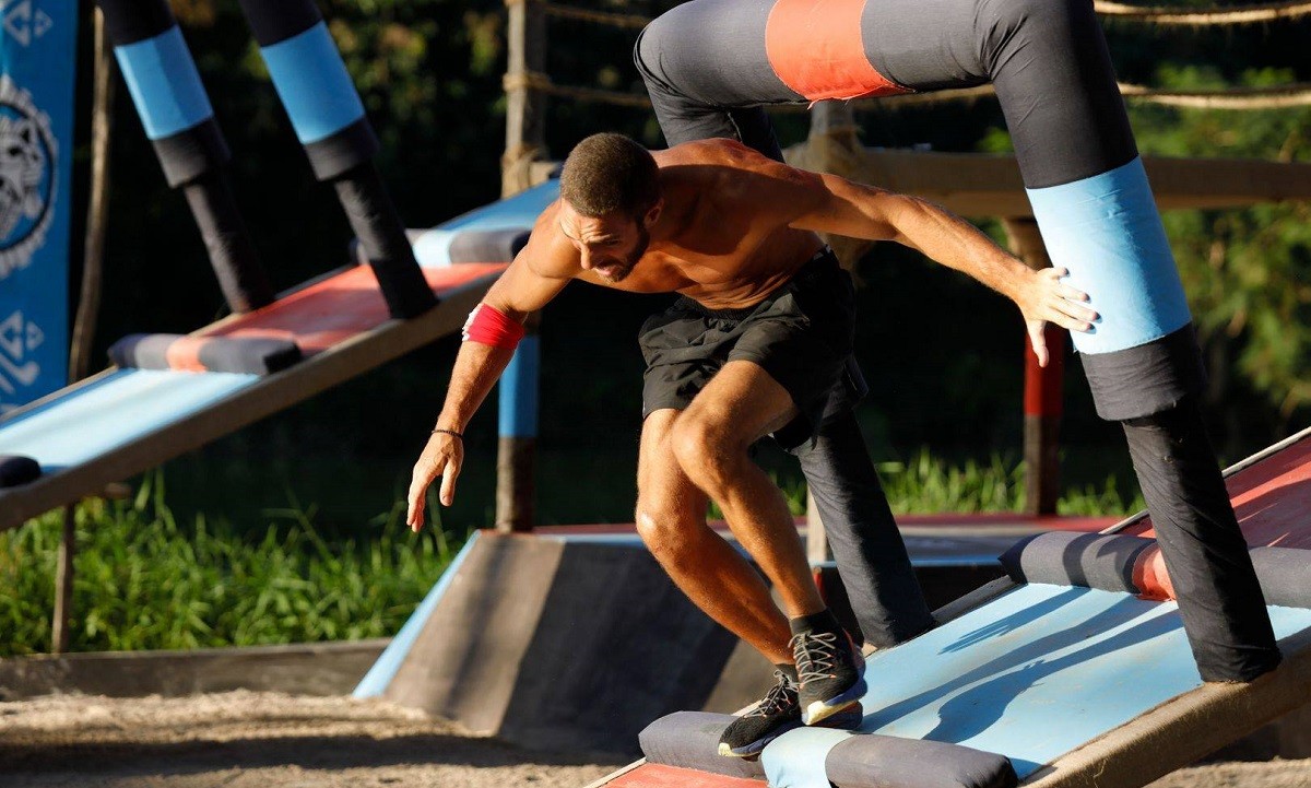 Survivor spoiler 19/1: ΟΡΙΣΤΙΚΟ! Μπλε ή κόκκινη; Αυτή η ομάδα κερδίζει το 2ο αγώνισμα ασυλίας!