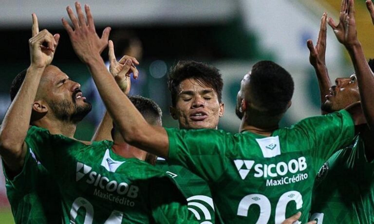 Τσαπεκοένσε: Επέστρεψε στην Α΄ Εθνική