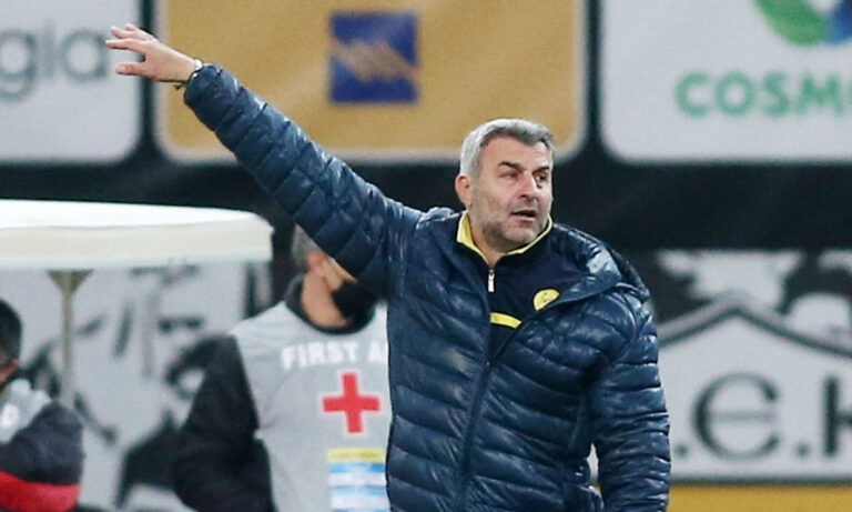 Δέλλας: «Σταθήκαμε πάρα πολύ καλά, έχει ποιότητα η ΑΕΚ»