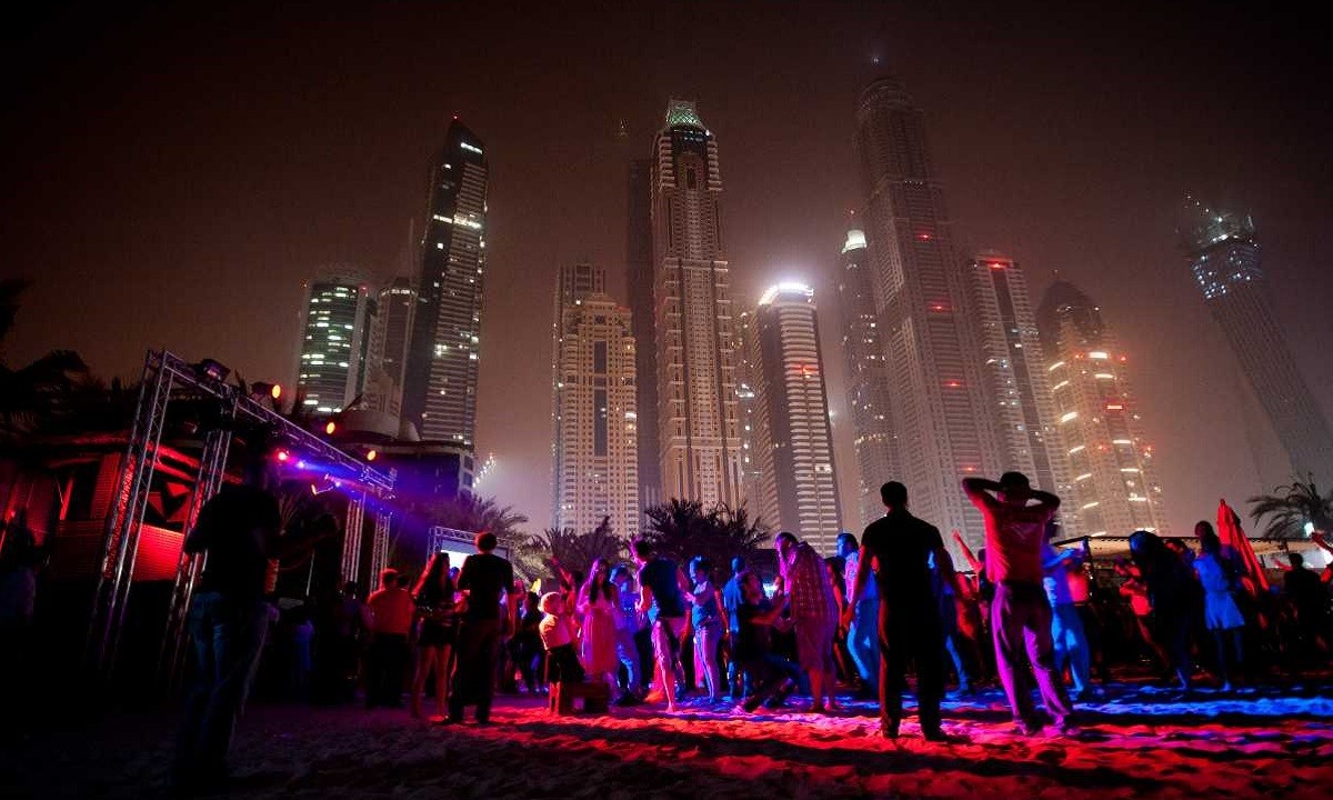 Ντουμπάι: Τέλος η διασκέδαση-Συναγερμός με την αύξηση κρουσμάτων