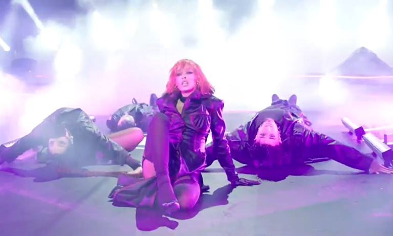 Mad VMA 2020 – Φουρέιρα: Η «καυτή» εμφάνιση της «βασίλισσας της ποπ» (vid)