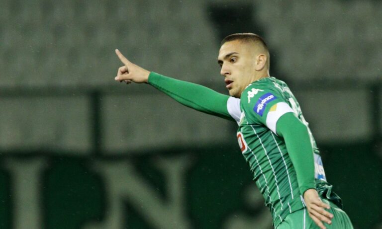 Καμπετσής: «Ο Θεός βλέπει, πιστεύω θα μείνω!»