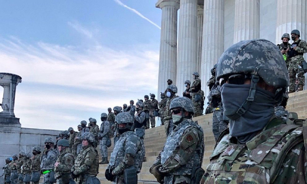 Παπαχελάς: Με τριτοκοσμική χώρα μοιάζει σήμερα η Αμερική, είπε στον ΣΚΑΪ ο Αλέξης Παπαχελάς.