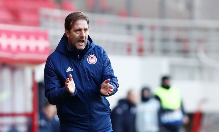 Ολυμπιακός: Η απάντηση του Μαρτίνς για Μπρούνο και μεταγραφικά