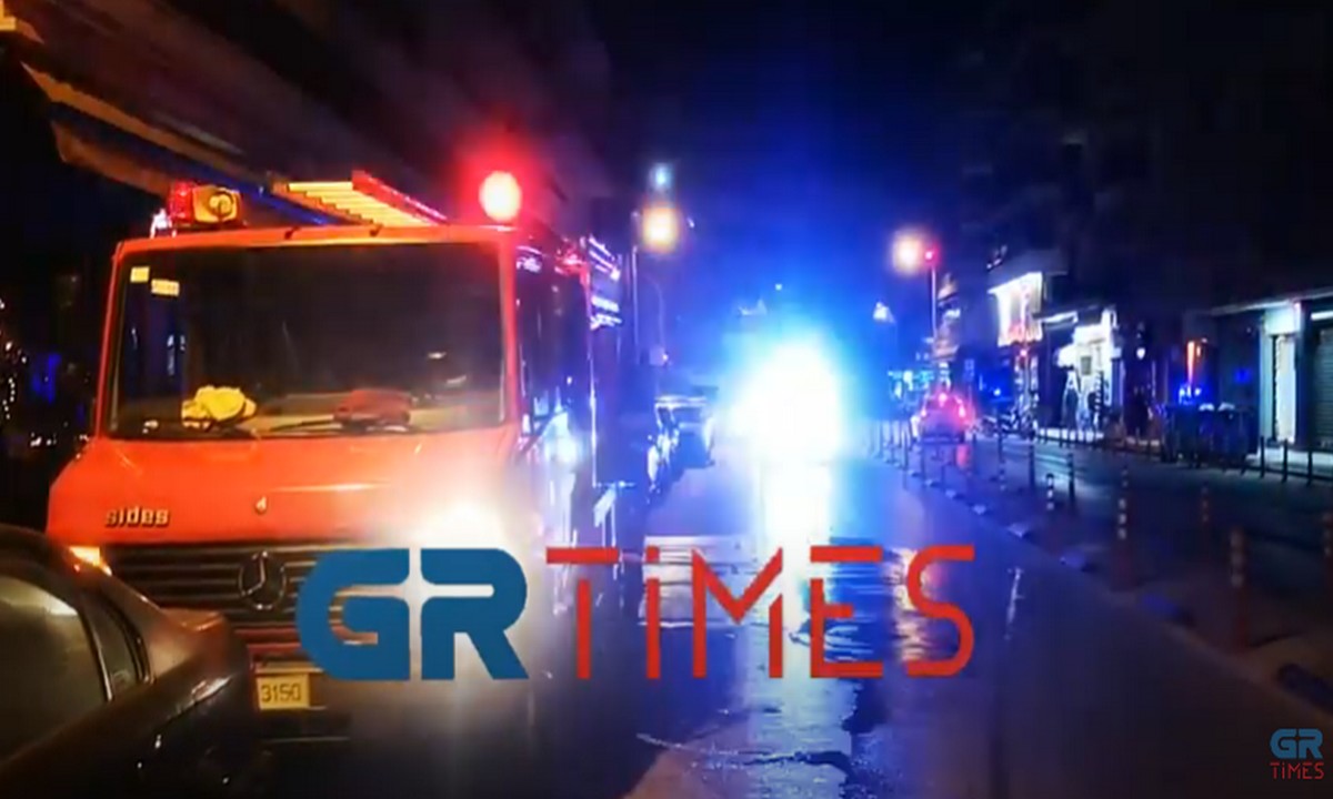 Θεσσαλονίκη: Φωτιά σε κατάστημα (vid)