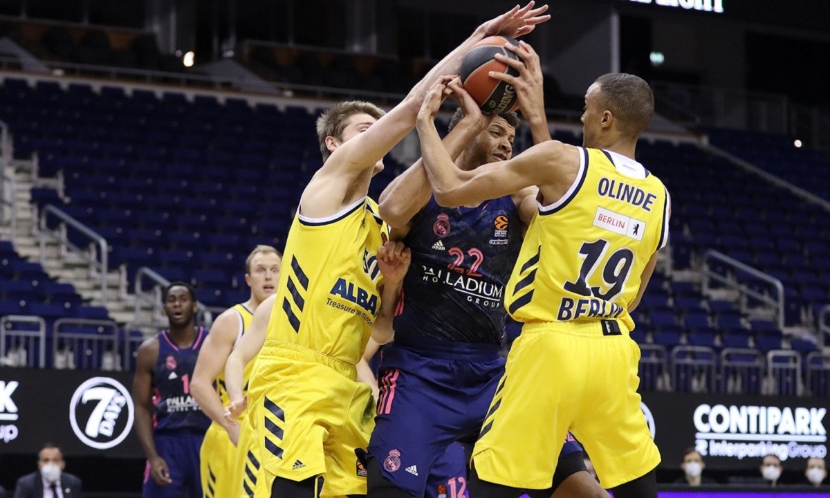 Άλμπα Βερολίνου-Ρεάλ Μαδρίτης 63-72: «Καθάρισαν» Ταβάρες και Ντεκ (vid)