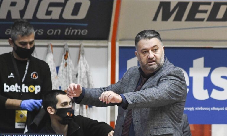 Γιατράς: «Να κατακτήσουμε Πρωτάθλημα και Κύπελλο»