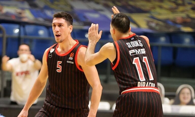 Λαρεντζάκης: Έκανε επτά ρεκόρ καριέρας