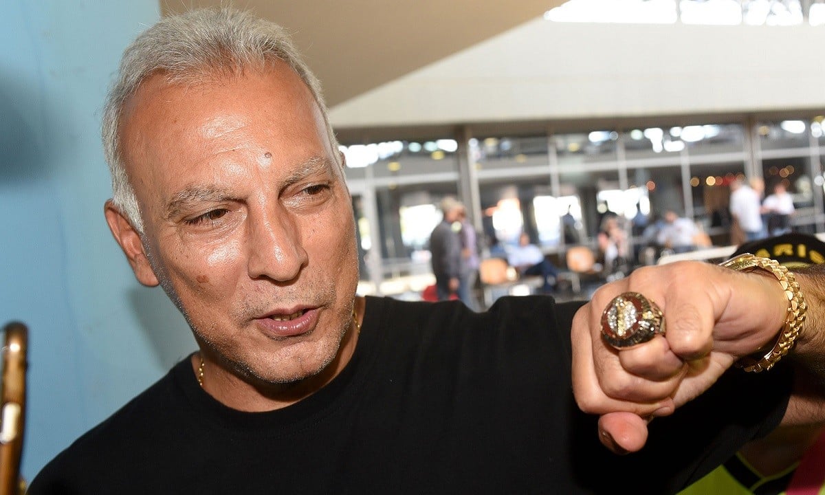 Άρης: Όπως έγραψα και στη σελίδα μου στο Facebook, η χαρά μου δεν περιγράφεται μόλις παρέλαβα τη φανέλα του «Αυτοκράτορα».