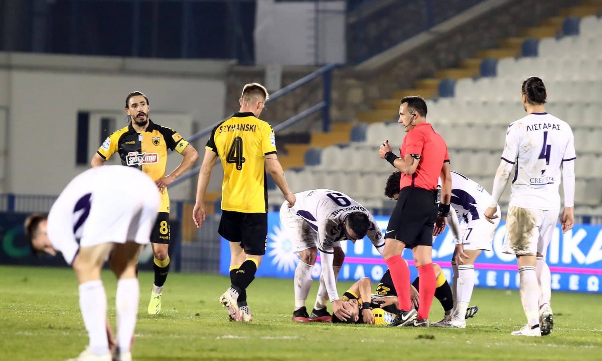 Γαλανόπουλος: ΣΟΚ στην ΑΕΚ με τον τραυματισμό του!