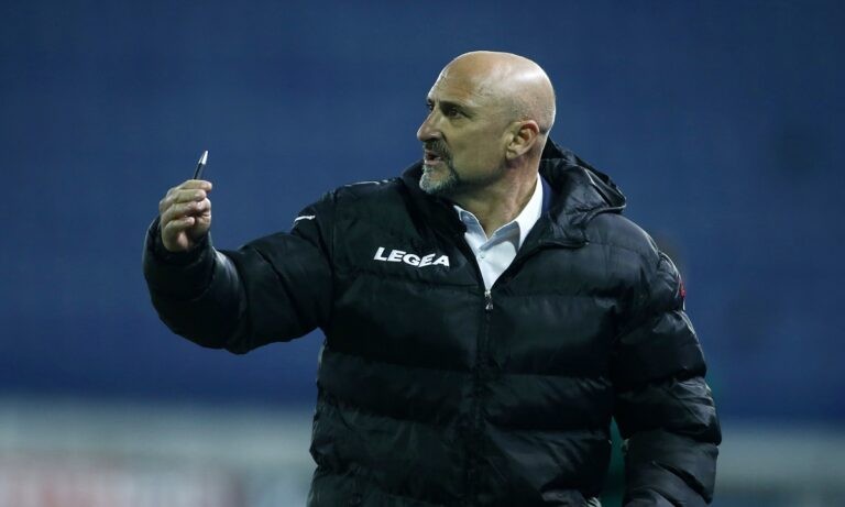 Φέστα: «Αναλαμβάνω την ευθύνη, τα πράγματα είναι δύσκολα»