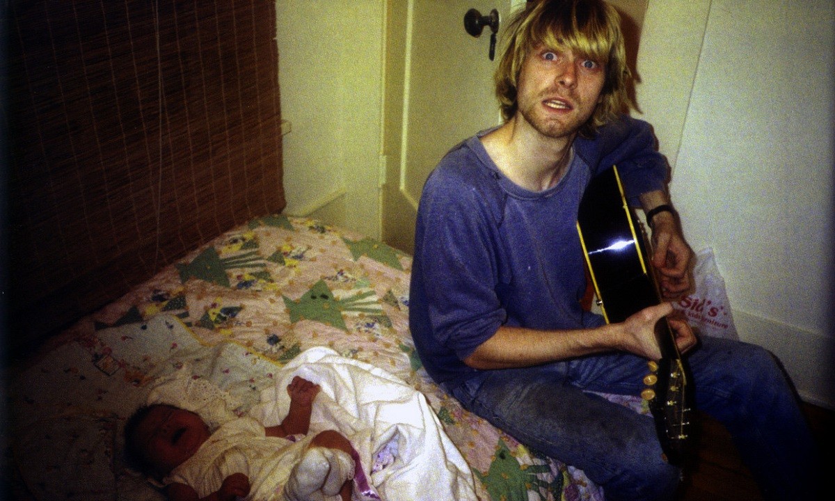 Σαν σήμερα (20/2) στις 20 Φεβρουαρίου του 1967, δηλαδή πριν από 54 χρόνια γεννιόταν ο εμπνευστής του συγκροτήματος Nirvana Κερτ Κομπέιν.