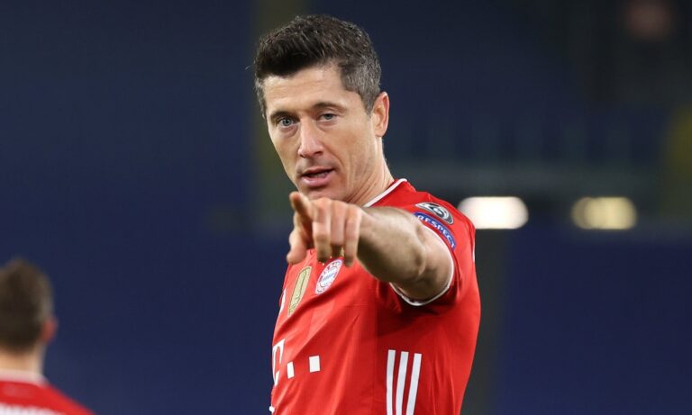 Λεβαντόφσκι: Σκόραρε, «σπάει» τα κοντέρ και γράφει ιστορία (vid)