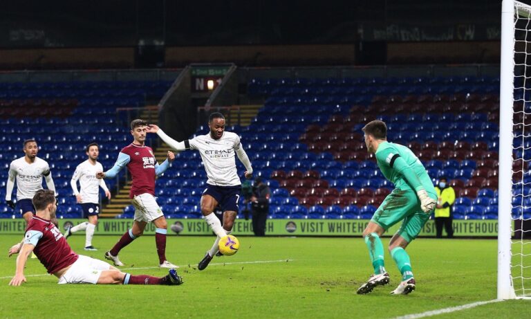 Premier League: Ακάθεκτη η Σίτι, διπλό και η Λέστερ (vids)