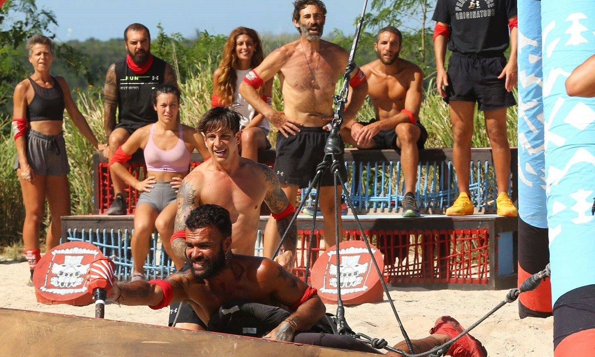 Survivor διαρροή1/2: ΟΡΙΣΤΙΚΟ! Αυτή η ομάδα κερδίζει το 1ο αγώνισμα ασυλίας! Μπλε ή κόκκινη;