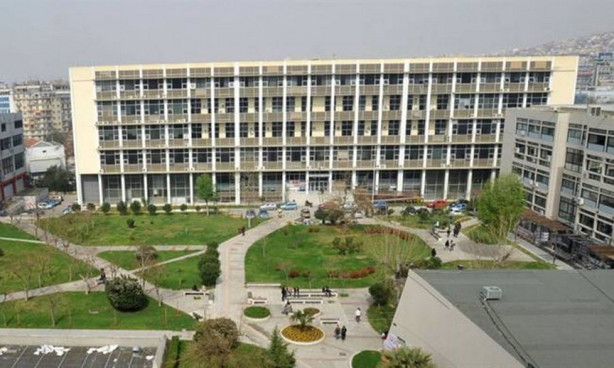 Θεσσαλονίκη: Φοιτητές απέκλεισαν το ΑΠΘ ως αντίδραση στο νόμο Κεραμέως