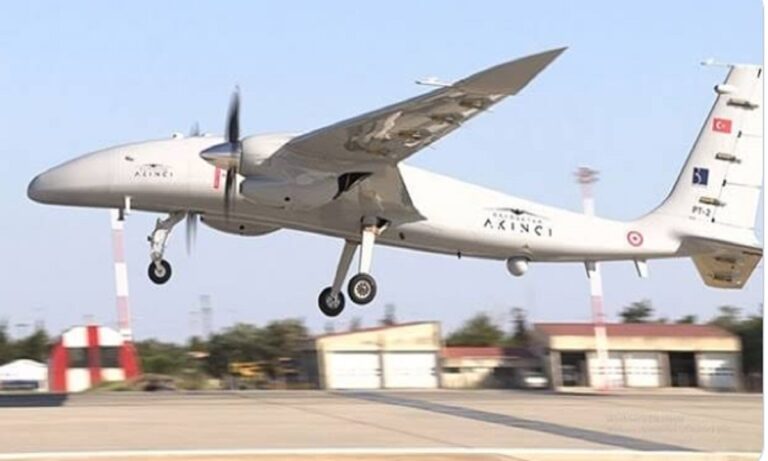 Toυρκία: Αρχίζει εσπευσμένα την παραγωγή των drone Akinci για να στείλει στα Rafale