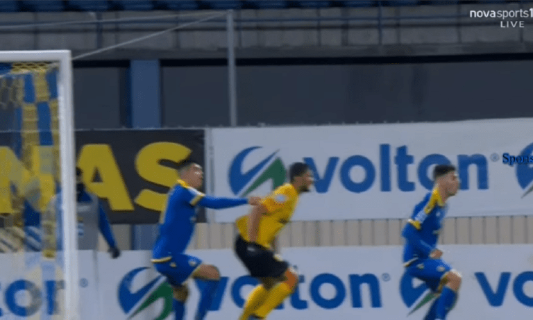 Βαρούχας – Κάκος για το Αστέρας Τρίπολης-Άρης: «Ήταν πέναλτι η φάση του Ρόουζ»