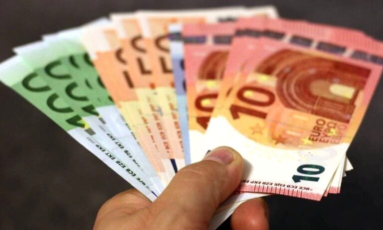 Επίδομα 534 ευρώ: Ξεκινά η υποβολή των αναστολών για τον Φεβρουάριο – Πότε θα πληρωθεί το επίδομα