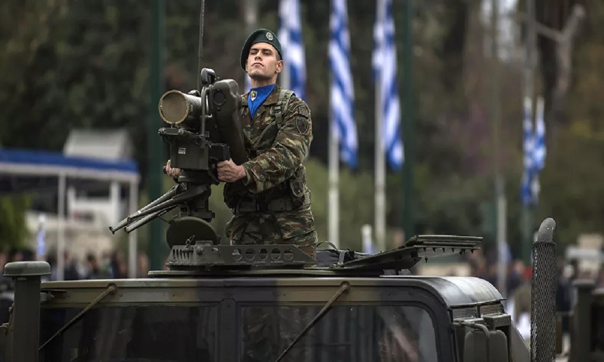 Eλληνοτουρκικά: Πανηγυρίζουν οι Τούρκοι – Απλήρωτοι οι Έλληνες στρατιώτες στον Εβρο