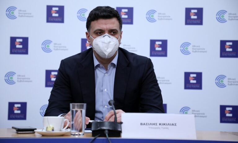 Κορονοϊός: Έναν χρόνο πριν ο Κικίλιας ανακοίνωνε το πρώτο κρούσμα στην Ελλάδα- «Είμαστε απόλυτα προετοιμασμένοι»