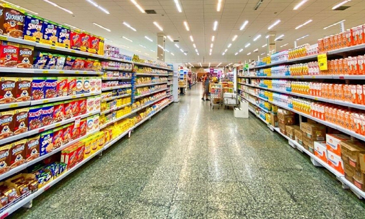 Σούπερ Μάρκετ-Καταστήματα: Η απαγόρευση κυκλοφορίας φέρνει ανατροπές