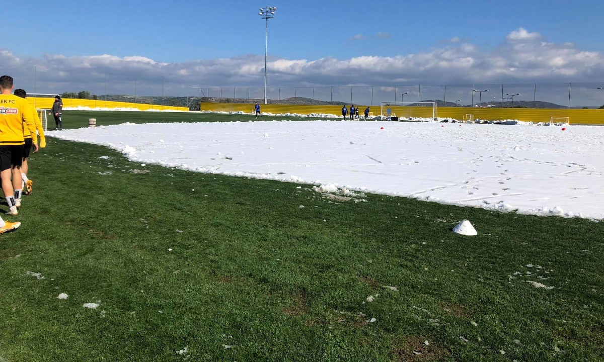 ΑΕΚ: Ετσι προπονήθηκαν στα... χιόνια στα Σπάτα (pics)