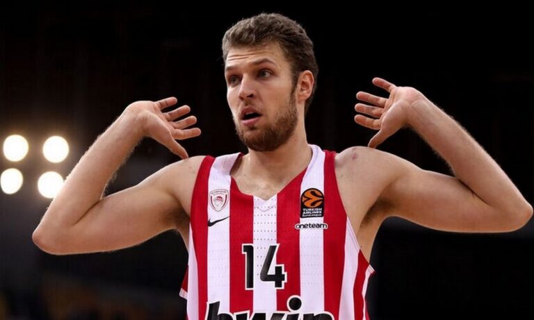 Ολυμπιακός: Οριστικά εκτός ντέρμπι ο Βεζένκοφ!