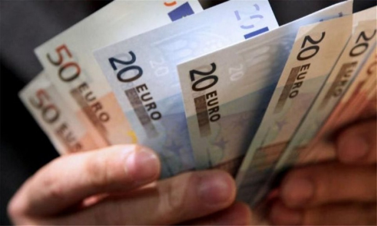 Επίδομα 400 ευρώ: Λίγα τα χρήματα λένε οι ειδικοί-Ποιοι τα δικαιούνται