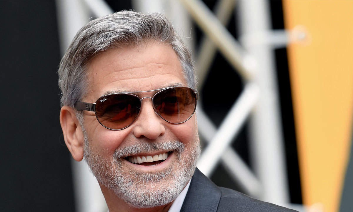 Κλούνεϊ σε βρετανική επιτροπή: «Να επιστρέψετε τα Μάρμαρα του Παρθενώνα στην Ελλάδα»