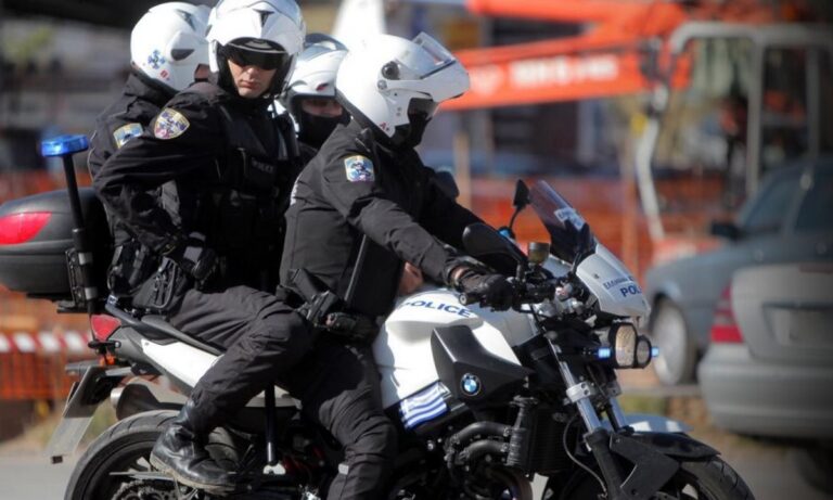 Ελληνική Αστυνομία: Mε κάμερες εξοπλίστηκαν οι άντρες της ΟΠΚΕ και της ΔΙΑΣ