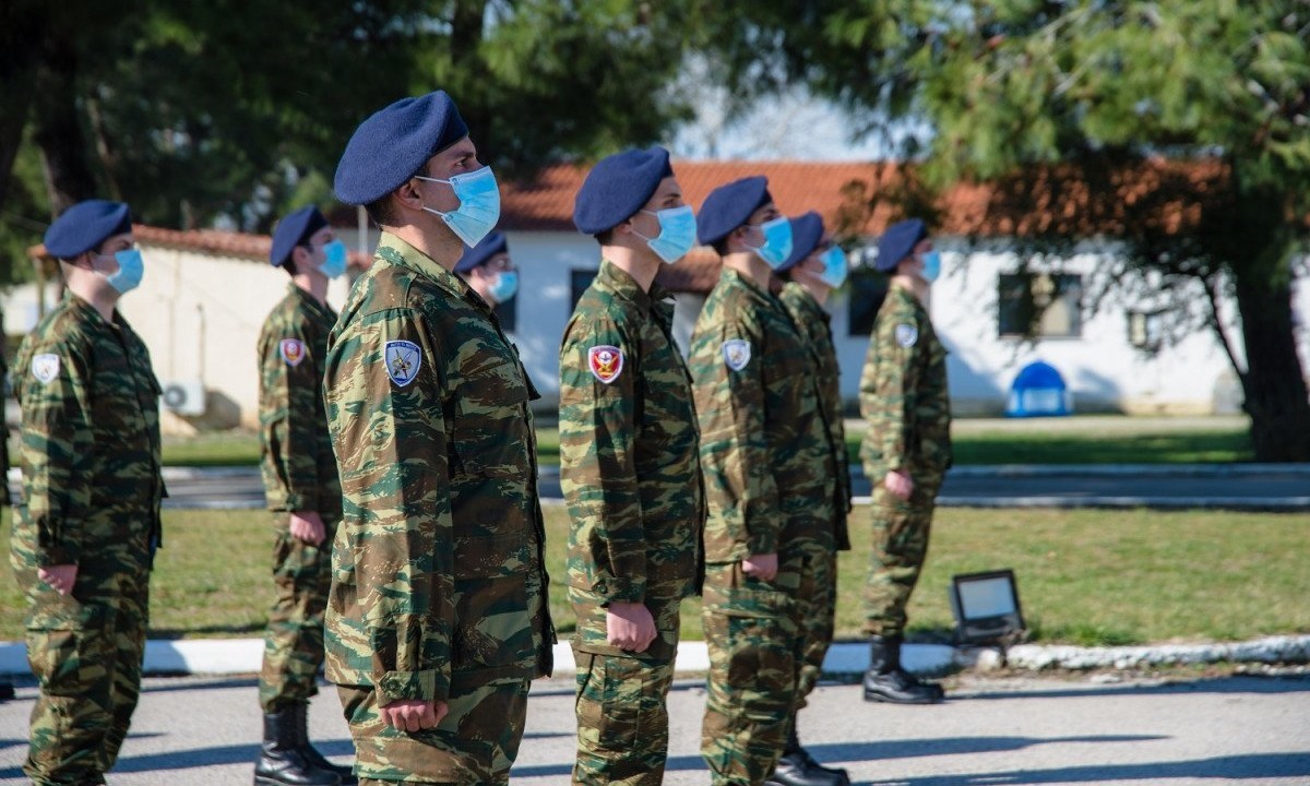 Επίσημο: Αυξήθηκε η στρατιωτική θητεία – Σε ποιες μονάδες μένει το 9μηνο