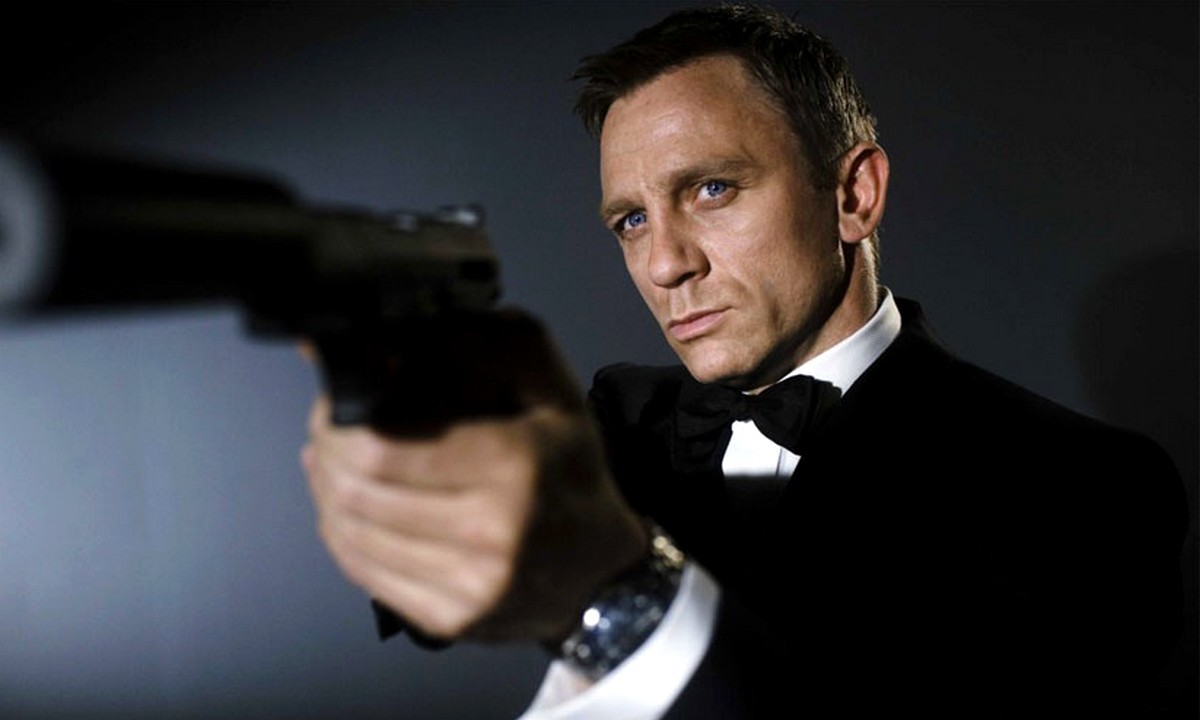 Σάιτ δίνει 1000 δολάρια σε όποιον καταφέρει να δει και τα 24 James Bond στη σειρά