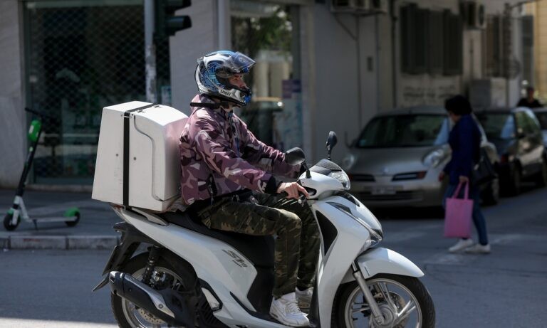 Βέροια: Γρονθοκόπησε ντελιβερά επειδή… άργησε! (pic)