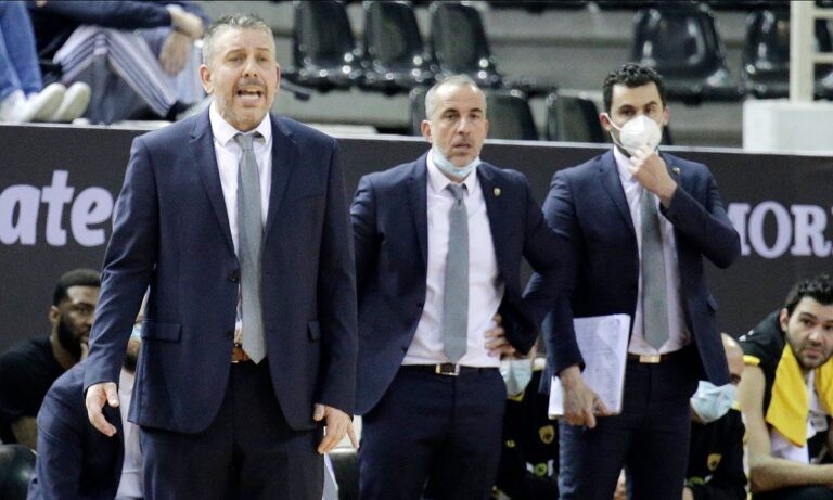 Παπαθεοδώρου: «Ο Λάνγκφορντ είναι ο ηγέτης μας»