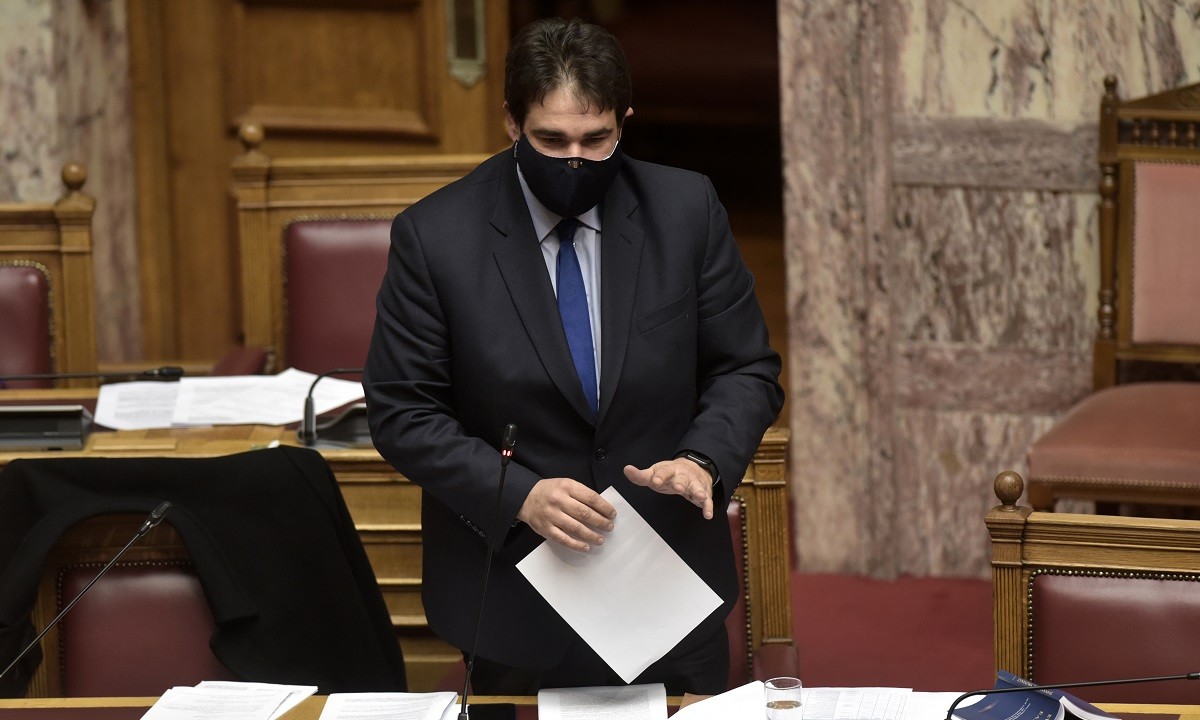 Λιβάνιος: «Η κυβέρνηση δεν ασκεί κανέναν έλεγχο στα MME»