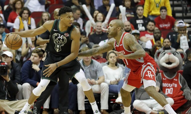 Τάκερ για Αντετοκούνμπο: «Χαίρομαι που δεν θα έχω τον… πονοκέφαλο του»