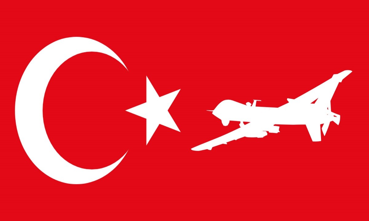 Τουρκία: Γεμίζει Bayraktar το ελικοπτεροφόρο Anadolu, σύμφωνα με πληροφορίες που βλέπουν το φως της δημοσιότητας, ενώ θα φεύγουν 10 μαζί.